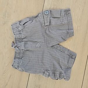 Tea Collection Boys 3T Shorts Grey and Black